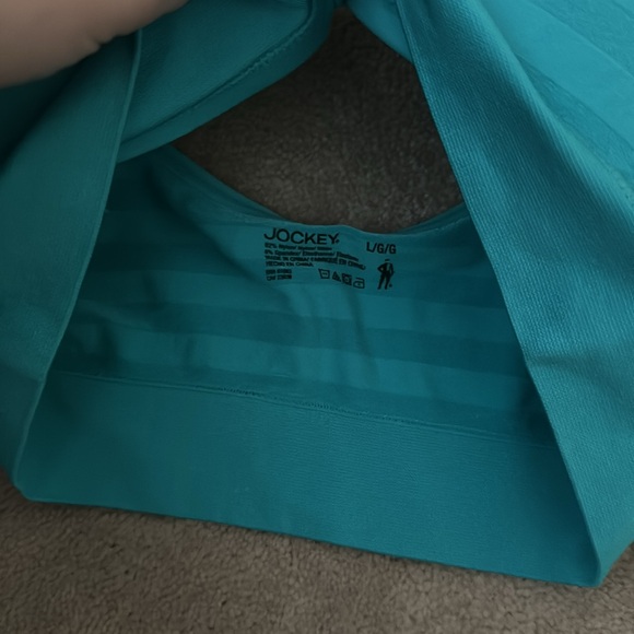 Jockey sports bras - Picture 16 of 16